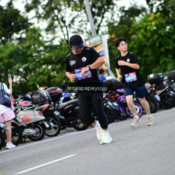 Runner Photo 4111508