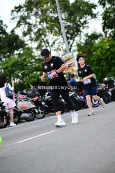 Runner Photo 4111522