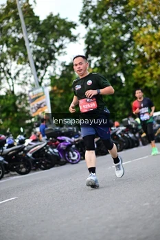 Runner Photo 4111548