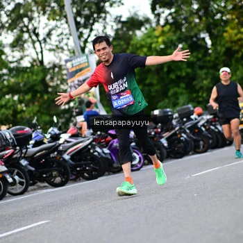 Runner Photo 4111557