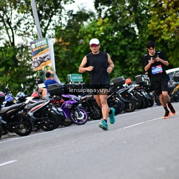 Runner Photo 4111565