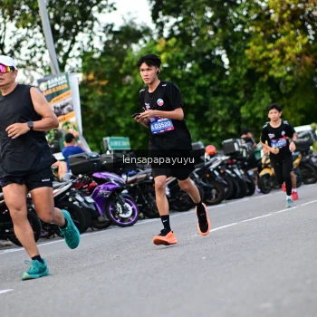 Runner Photo 4111586
