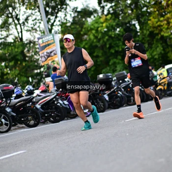 Runner Photo 4111588