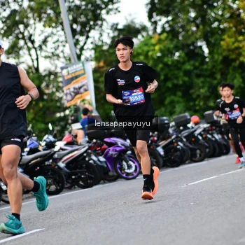 Runner Photo 4111592