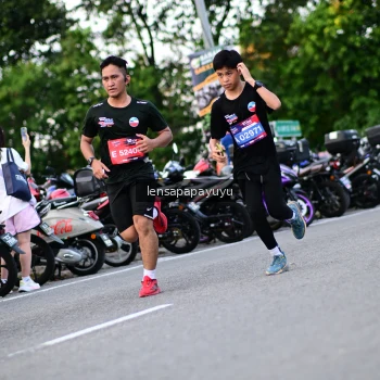 Runner Photo 4111622