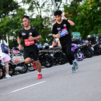 Runner Photo 4111627
