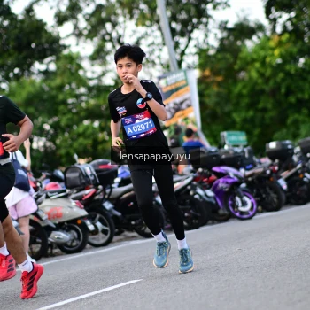 Runner Photo 4111638
