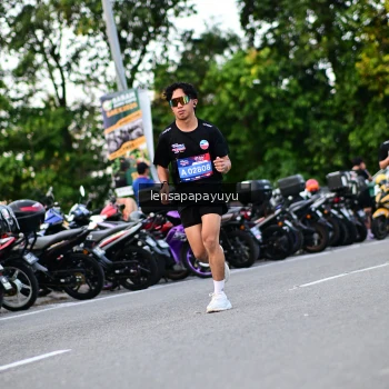 Runner Photo 4111664