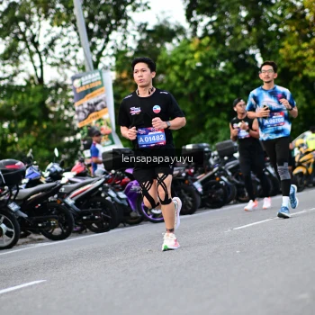 Runner Photo 4111682