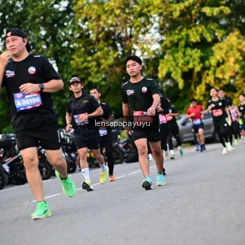 Runner Photo 4111751
