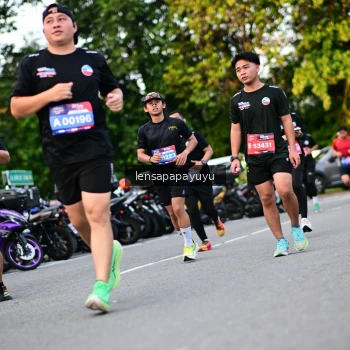 Runner Photo 4111757