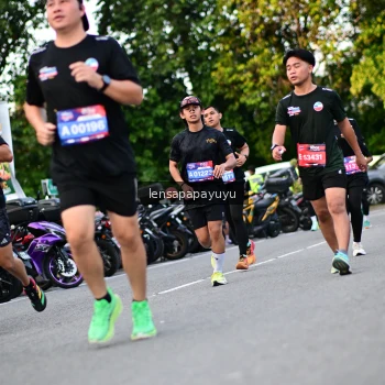 Runner Photo 4111766