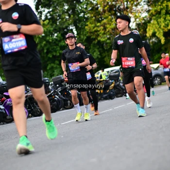 Runner Photo 4111767