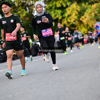 Runner Photo 4111777
