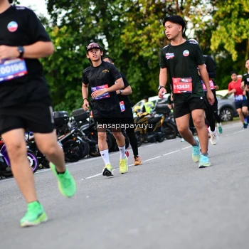 Runner Photo 4111778