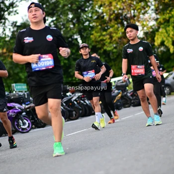 Runner Photo 4111779
