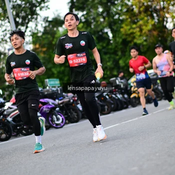 Runner Photo 4111813