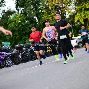 Runner Photo 4111850