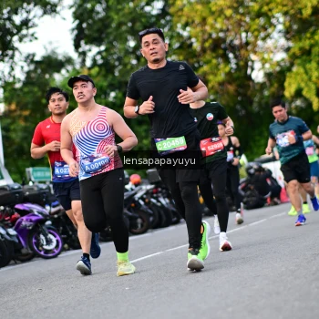 Runner Photo 4111851