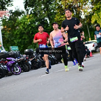 Runner Photo 4111852