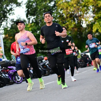 Runner Photo 4111860