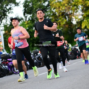 Runner Photo 4111861
