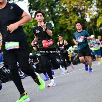 Runner Photo 4111869