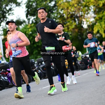 Runner Photo 4111871