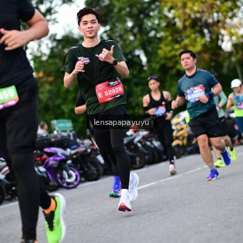 Runner Photo 4111873