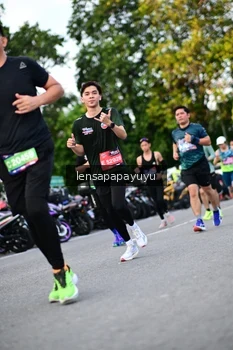 Runner Photo 4111874