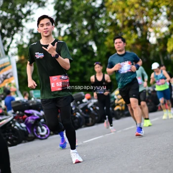 Runner Photo 4111884