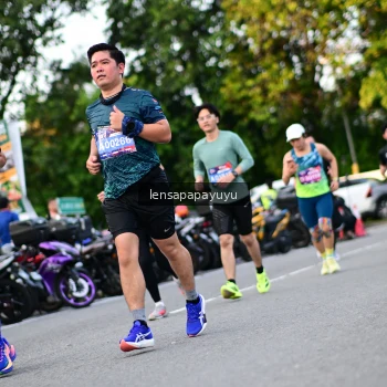 Runner Photo 4111891