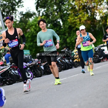 Runner Photo 4111909