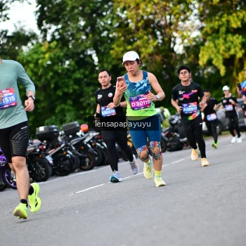 Runner Photo 4111918