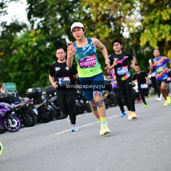 Runner Photo 4111934