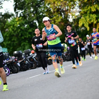 Runner Photo 4111935