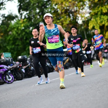 Runner Photo 4111943