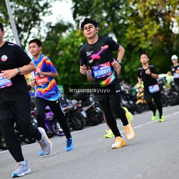 Runner Photo 4111966