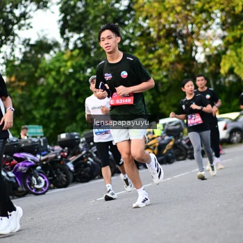 Runner Photo 4112009