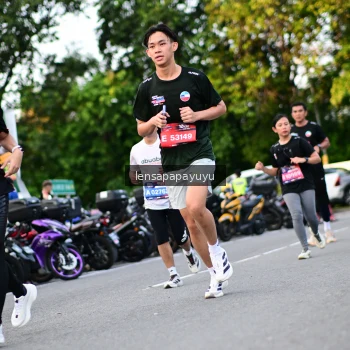 Runner Photo 4112016