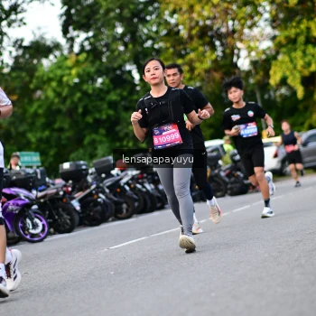 Runner Photo 4112034