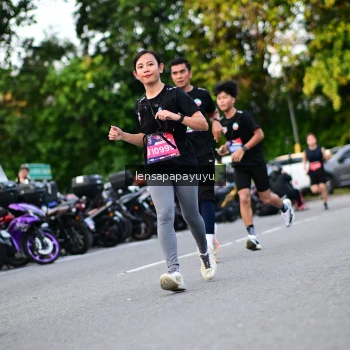 Runner Photo 4112036