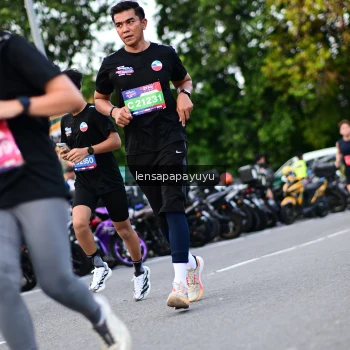 Runner Photo 4112044