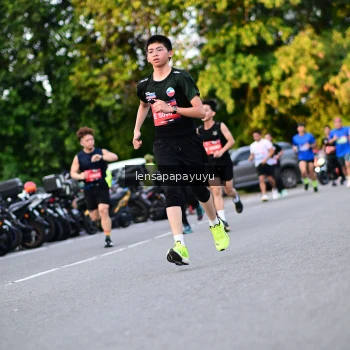 Runner Photo 4112052