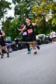 Runner Photo 4112071