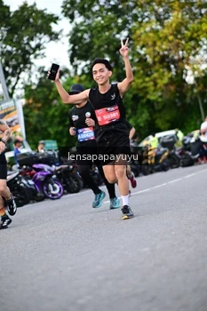 Runner Photo 4112082