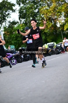 Runner Photo 4112083