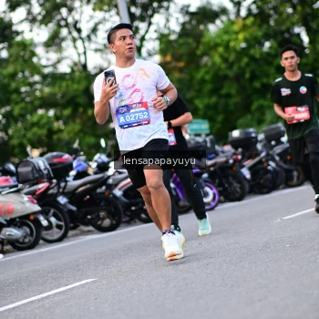 Runner Photo 4112093