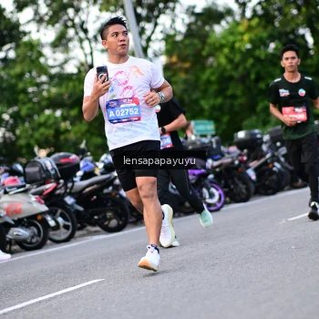 Runner Photo 4112099