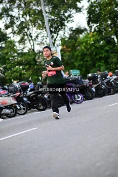 Runner Photo 4112107
